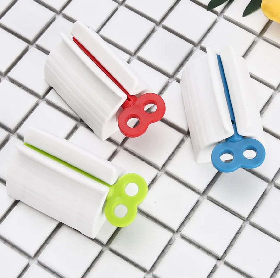 Eco-Friendly Toothpaste Squeezer